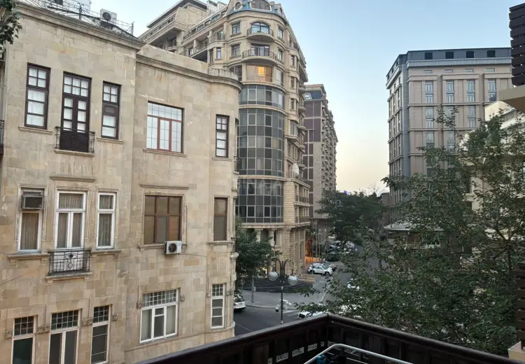 2 otaqlı mənzil Kirayə (aylıq), Bayıl qəs., Səbail, Bakı