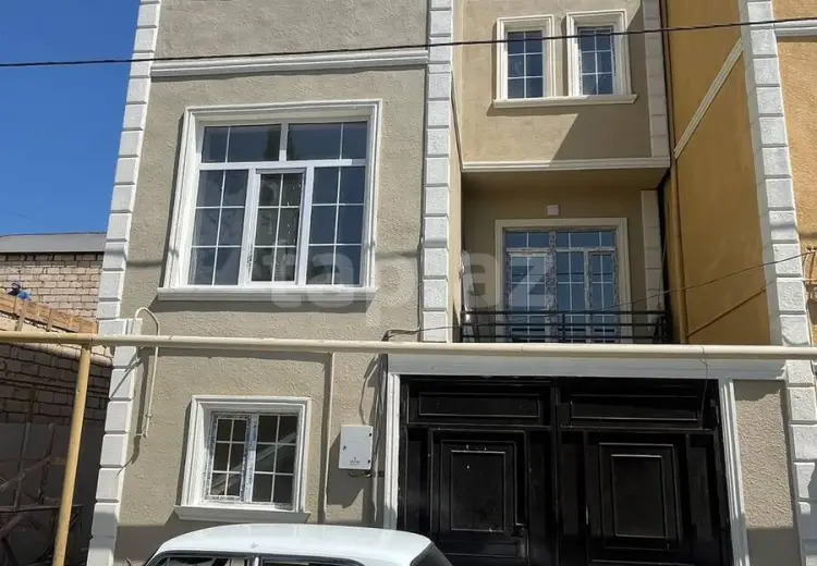 5 otaqlı mənzil , Xırdalan