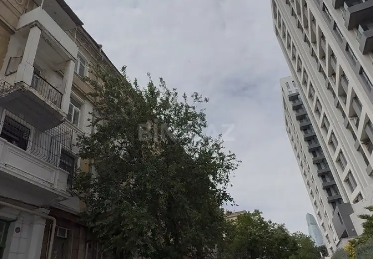 3 otaqlı mənzil Satılır, Bayıl qəs., Səbail, Bakı
