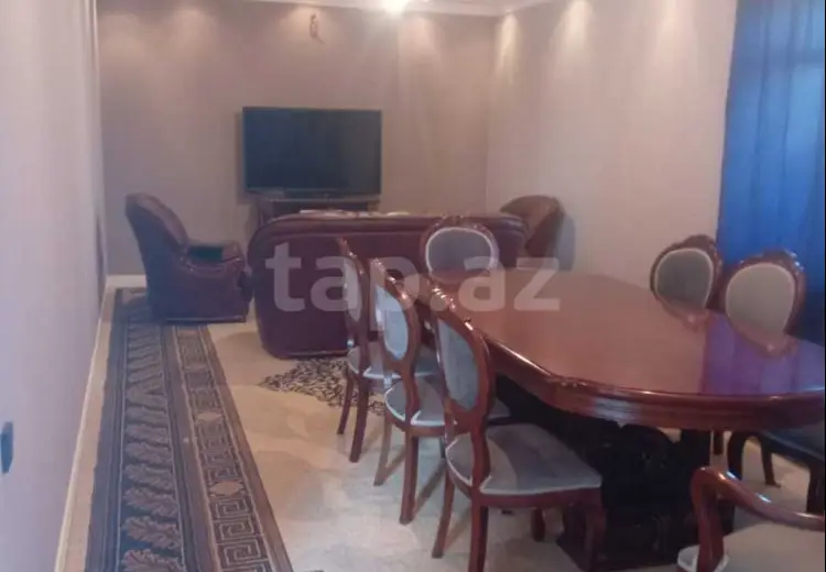 6 otaqlı mənzil , Bakı