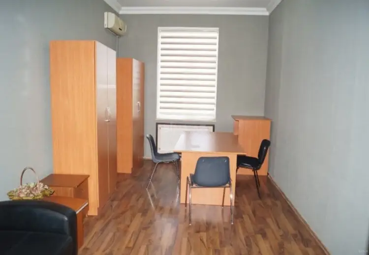 400 m² Obyekt / Ofis Kirayə (aylıq), Bayıl qəs., Səbail, Bakı
