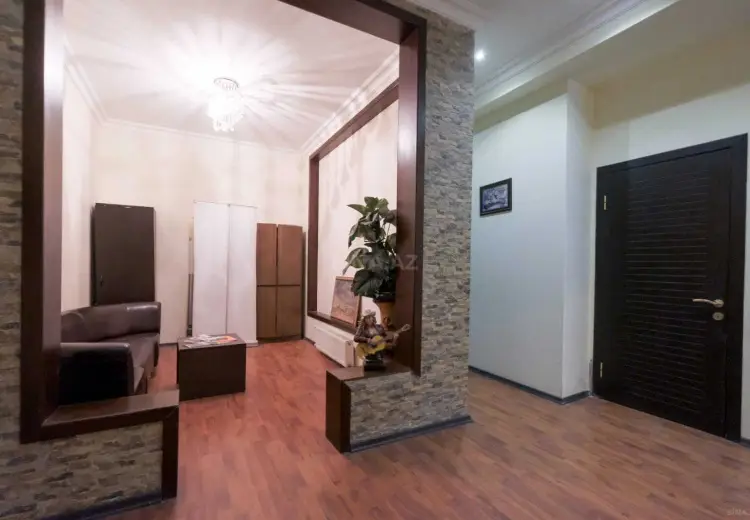 200 m² Obyekt / Ofis Satılır, Yasamal, Bakı
