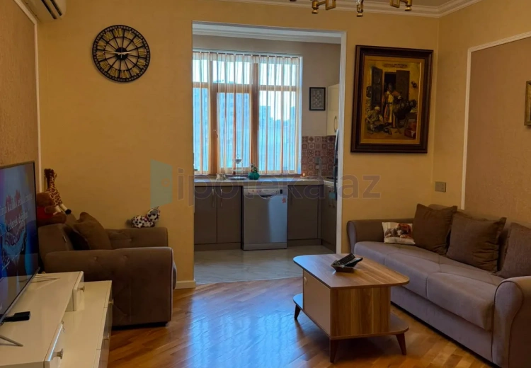 3 otaqlı mənzil Satılır, Yeni Yasamal qəs., Yasamal, Bakı