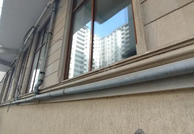 115 m² Obyekt / Ofis Satılır, Yasamal, Bakı