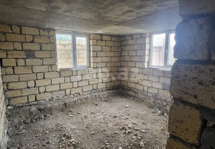 8 otaqlı mənzil , Bakı