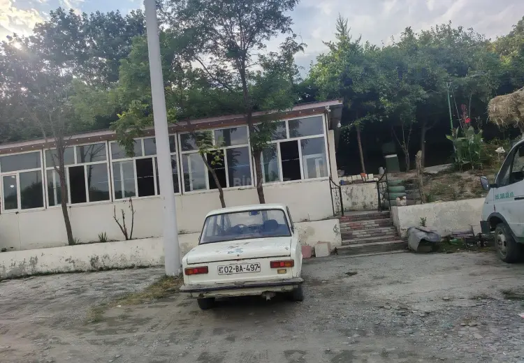 3000 m² Obyekt / Ofis Satılır, Qəbələ