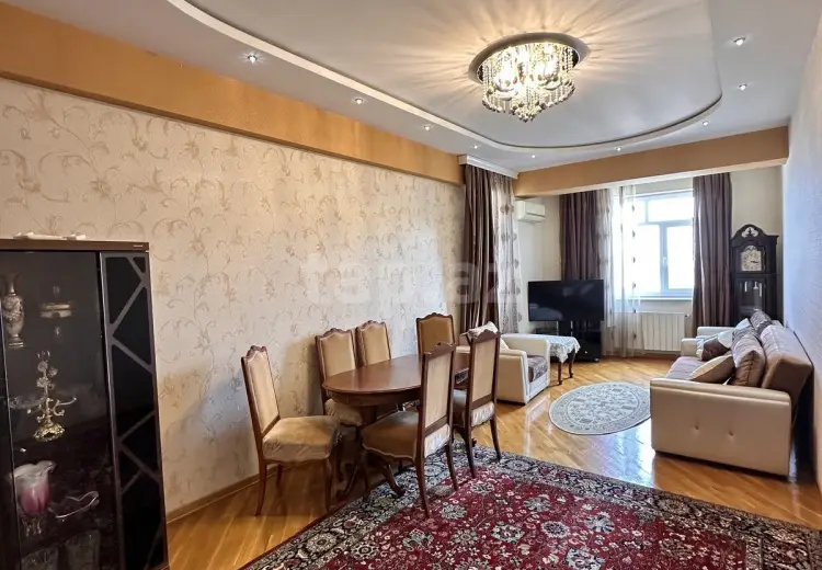 4 otaqlı mənzil , Bakı