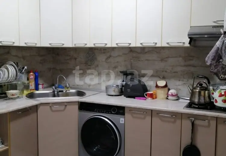 3 otaqlı mənzil , Şəki