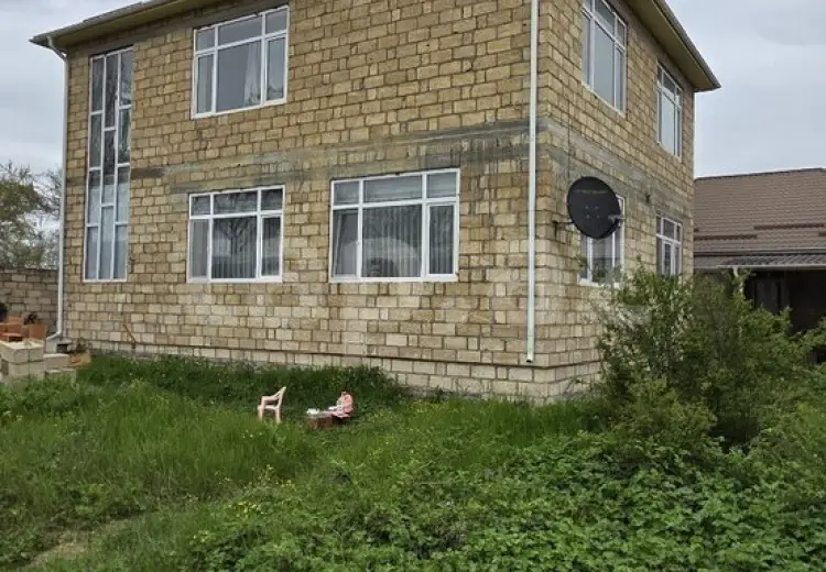 5 otaqlı mənzil , Qusar