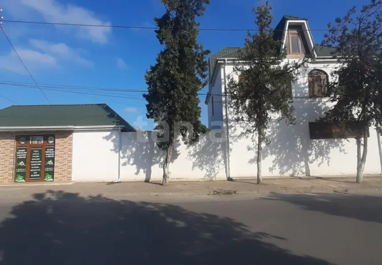 750 AZN - 6 otaqlı mənzil Kirayə (aylıq), Xaçmaz