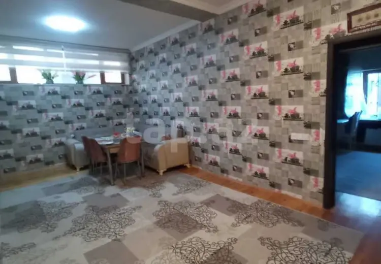 750 AZN - 6 otaqlı mənzil Kirayə (aylıq), Xaçmaz