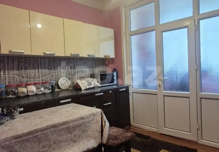 3 otaqlı mənzil , Mingəçevir