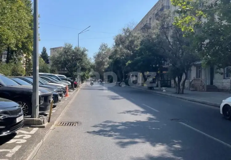 3 otaqlı mənzil , Bakı