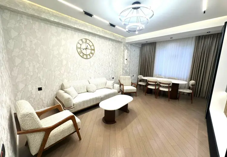 3 otaqlı mənzil , Bakı