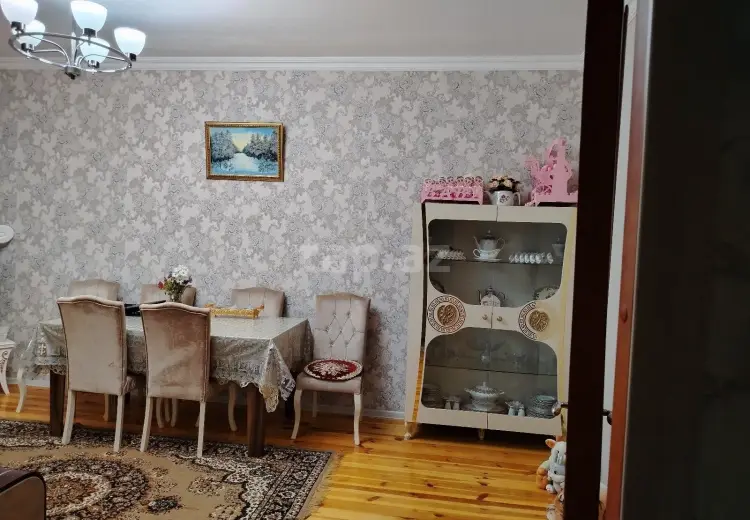 4 otaqlı mənzil , Sumqayıt