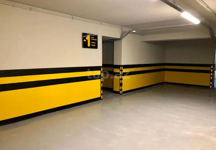 4 otaqlı mənzil , Bakı