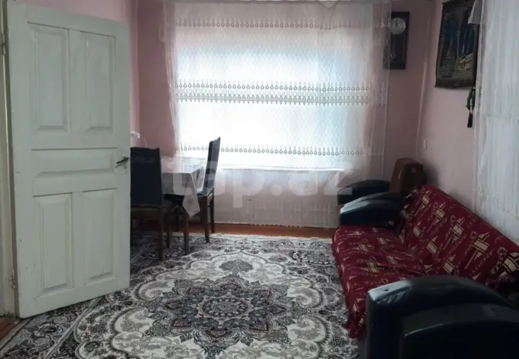 5 otaqlı mənzil , Xudat