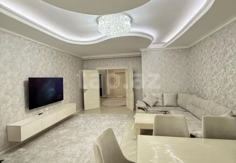 3 otaqlı mənzil , Bakı