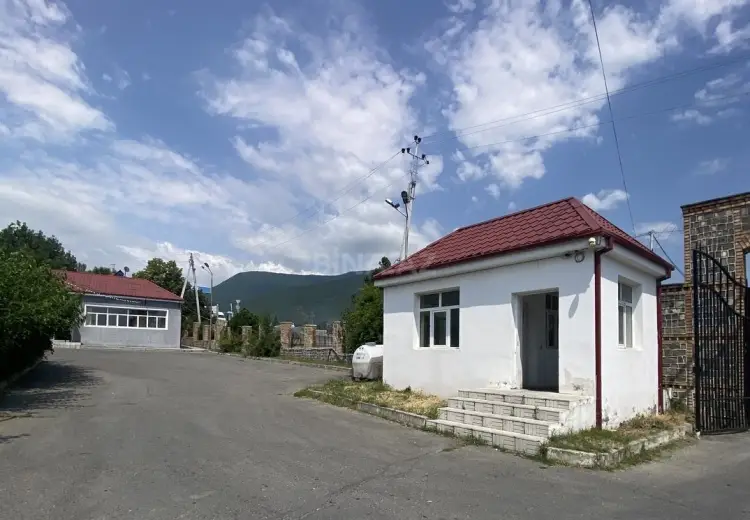 12615 m² Obyekt / Ofis Satılır, Şəki