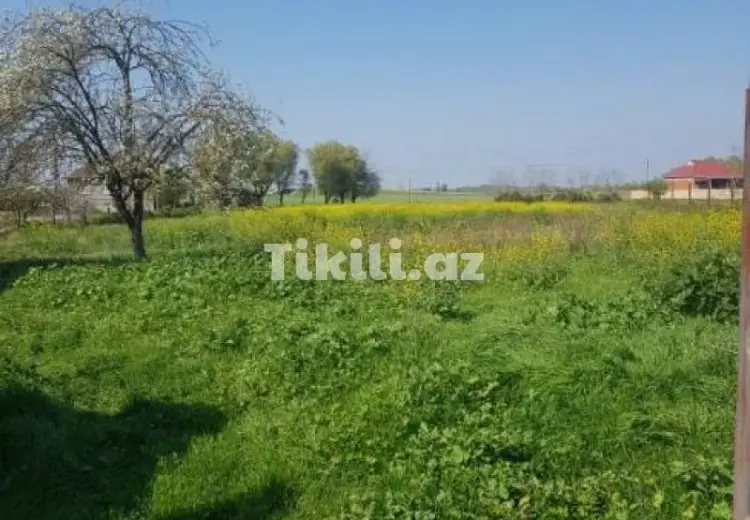5 otaqlı mənzil Satılır,