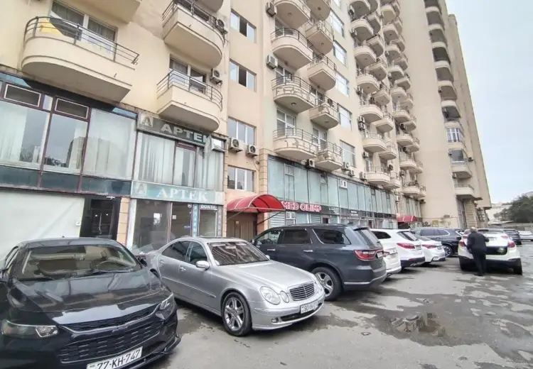 117 m² Obyekt / Ofis Satılır, Yasamal, Bakı