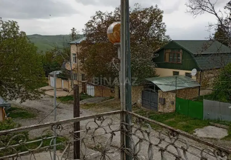 7 otaqlı mənzil Satılır, Şamaxı