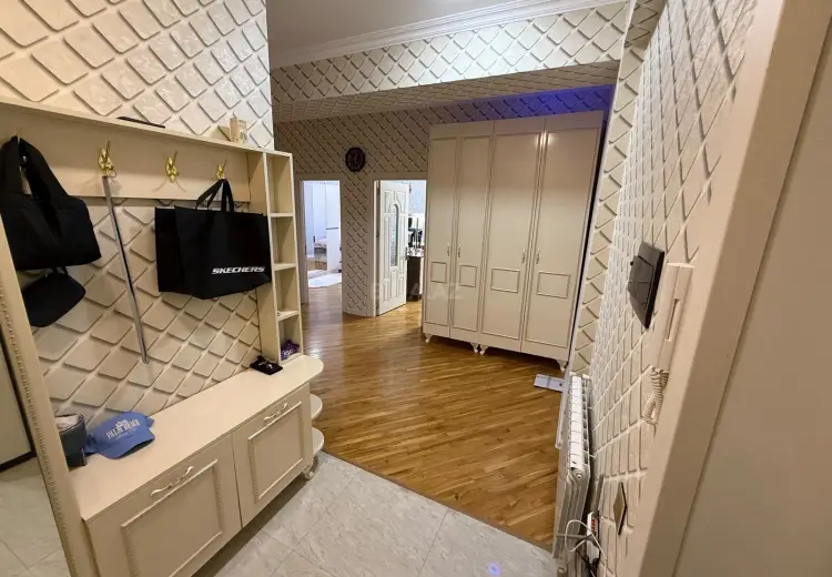 3 otaqlı mənzil Satılır, Abşeron