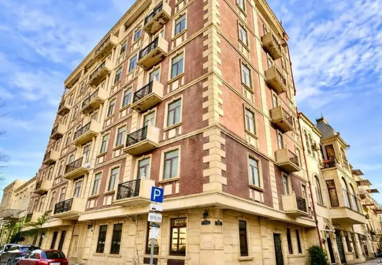 2000 m² Obyekt / Ofis Satılır, Nəsimi, Bakı