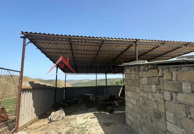 300 sot Torpaq Satılır, Siyəzən