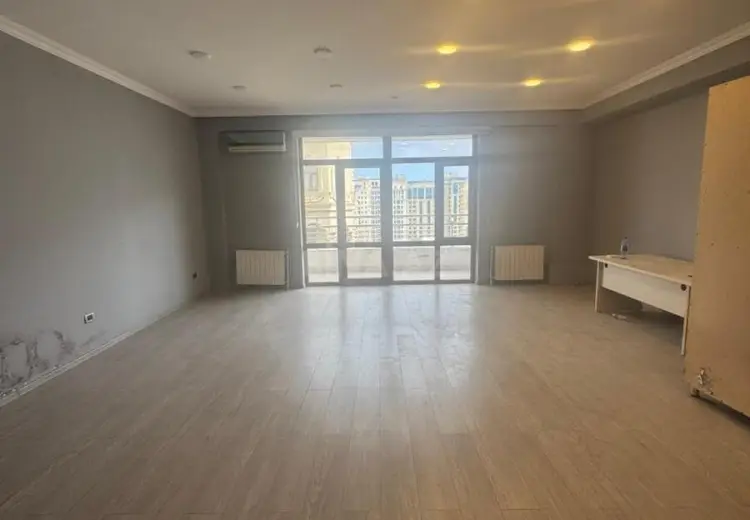 212 m² Obyekt / Ofis Kirayə (aylıq), Nəsimi, Bakı