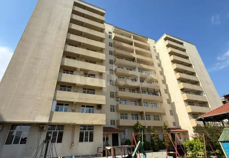 3 otaqlı mənzil , Bakı