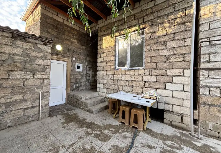 3 otaqlı mənzil , Bakı
