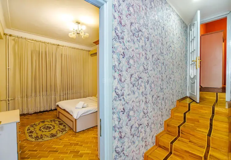 3 otaqlı mənzil Kirayə (günlük), Sahil qəs., Səbail, Bakı