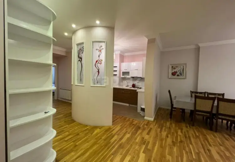 3 otaqlı mənzil , Bakı