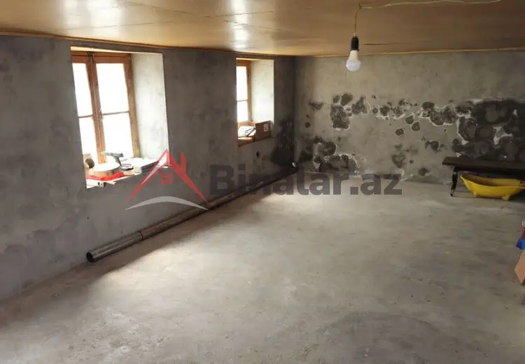 4 otaqlı mənzil Satılır, Şəki