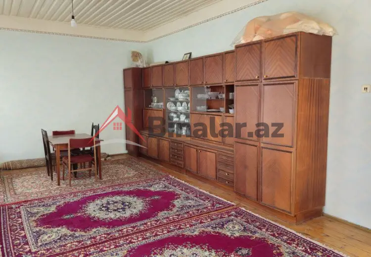 4 otaqlı mənzil Satılır, Şəki