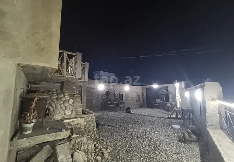 4 otaqlı mənzil , Bakı