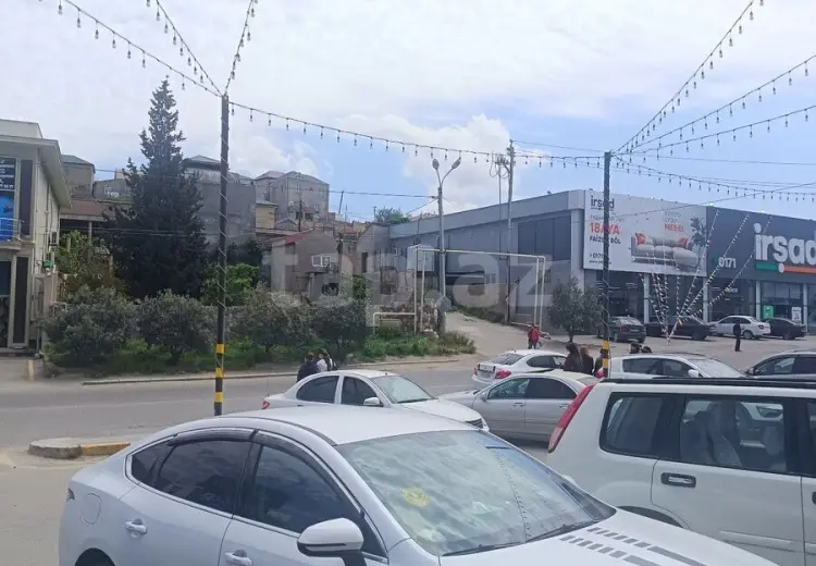 4 otaqlı mənzil , Bakı