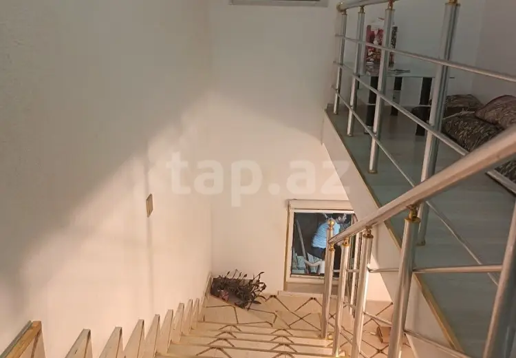4 otaqlı mənzil , Bakı