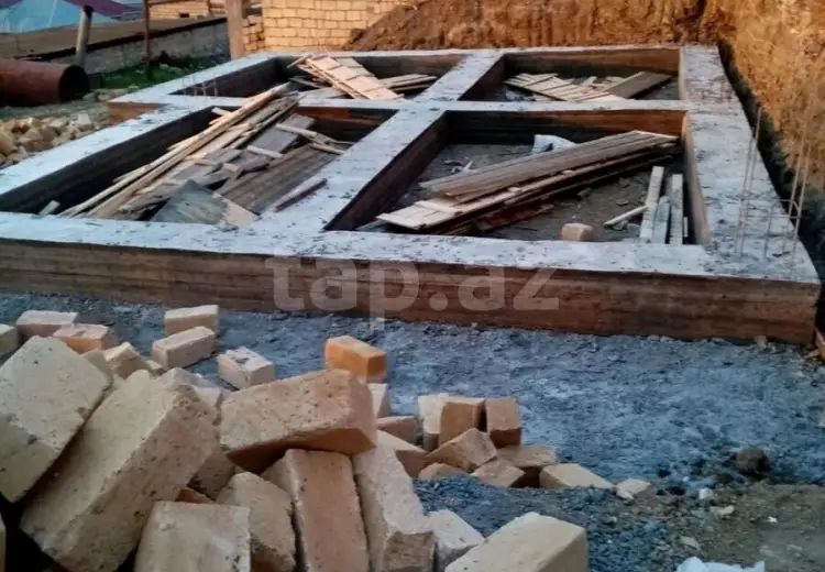 4 otaqlı mənzil , Bakı