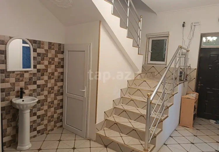 4 otaqlı mənzil , Bakı
