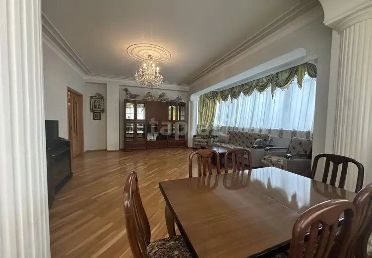 3 otaqlı mənzil , Bakı