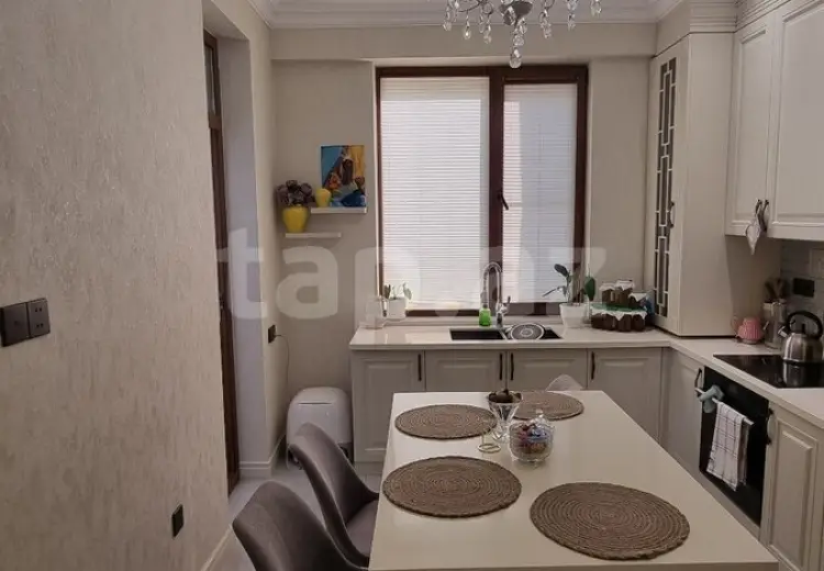 4 otaqlı mənzil , Xırdalan