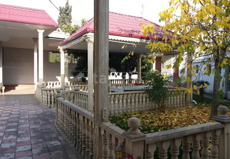 6 otaqlı mənzil , Gəncə