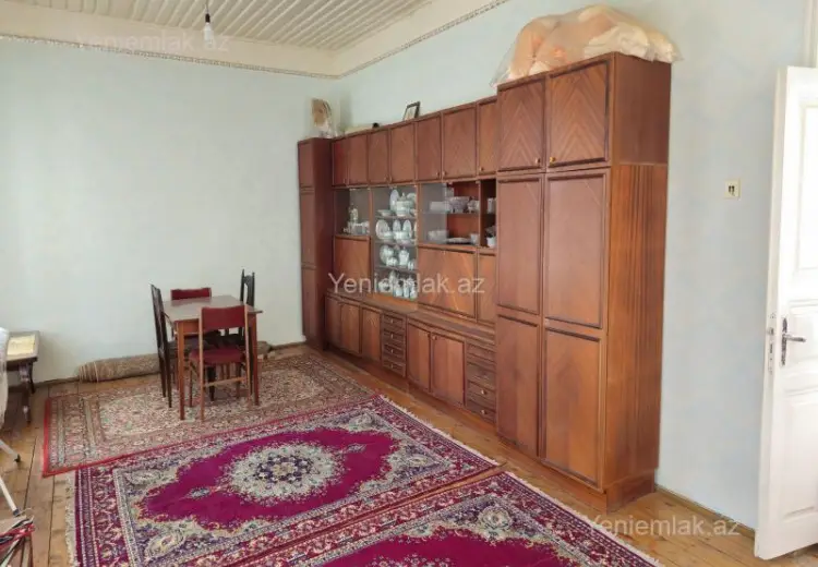 4 otaqlı mənzil Satılır, Şəki