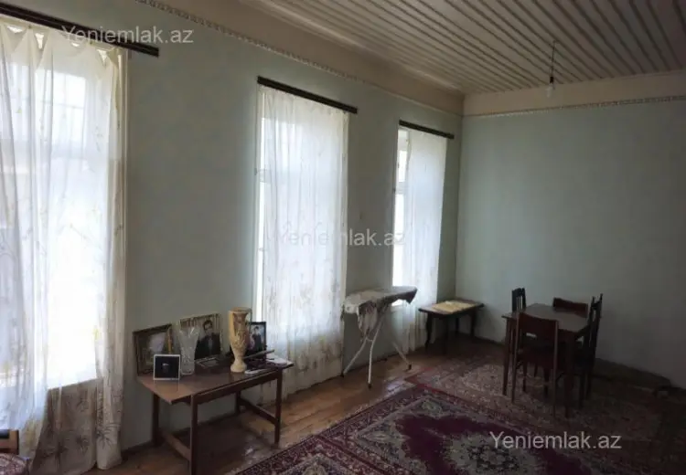 4 otaqlı mənzil Satılır, Şəki
