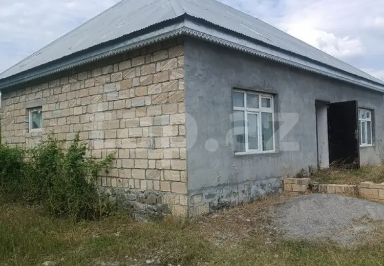 3 otaqlı mənzil , Şəki