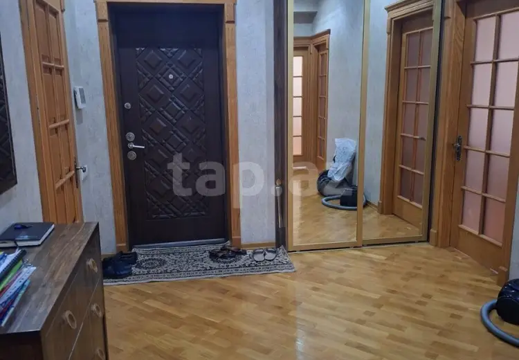 3 otaqlı mənzil , Bakı