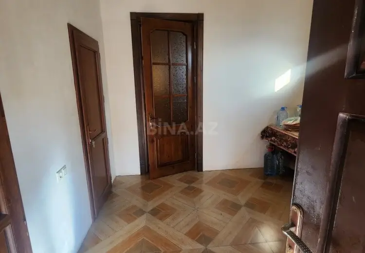 6 otaqlı mənzil Satılır, Gəncə