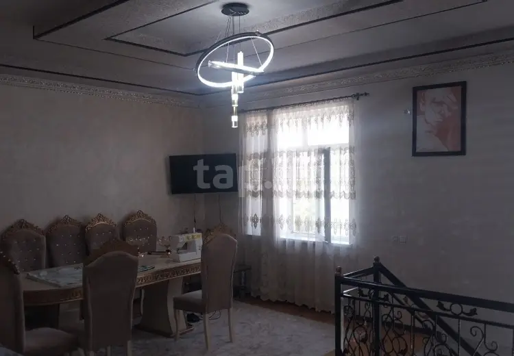 5 otaqlı mənzil , Şəki